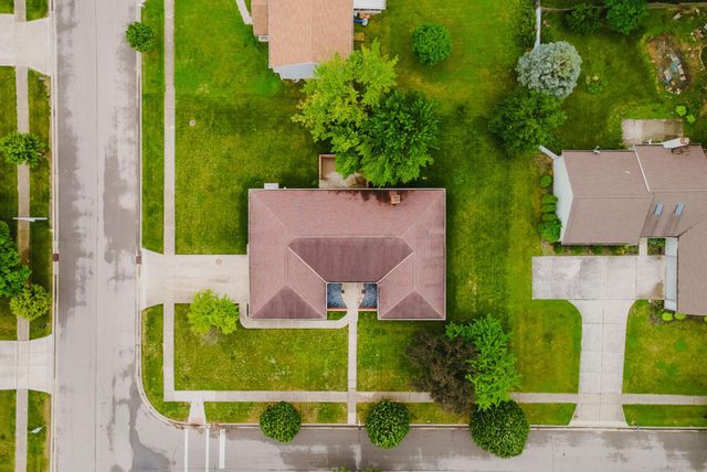 1711 Sioux Court, Grove City, OH 43123