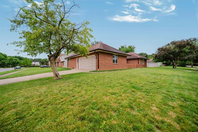 1711 Sioux Court, Grove City, OH 43123