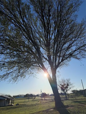 170 County Road 4678, Boyd, TX 76023