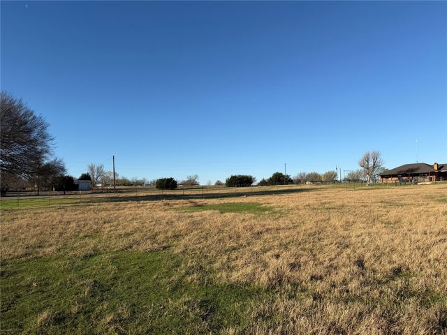 170 County Road 4678, Boyd, TX 76023