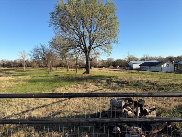 170 County Road 4678, Boyd, TX 76023