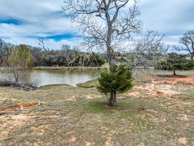 170 County Road 4678, Boyd, TX 76023