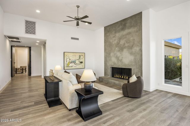 6134 N 44TH Street, Paradise Valley, AZ 85253