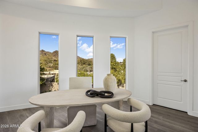 6134 N 44TH Street, Paradise Valley, AZ 85253