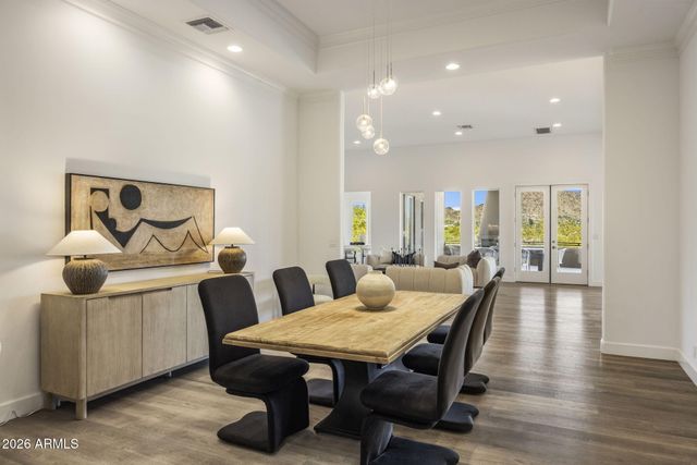 6134 N 44TH Street, Paradise Valley, AZ 85253