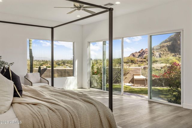 6134 N 44TH Street, Paradise Valley, AZ 85253