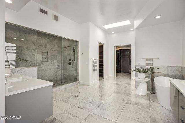 6134 N 44TH Street, Paradise Valley, AZ 85253