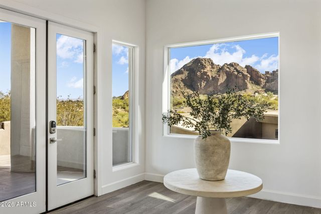 6134 N 44TH Street, Paradise Valley, AZ 85253