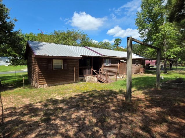 530 Kingwood Drive, Trinity, TX 75862