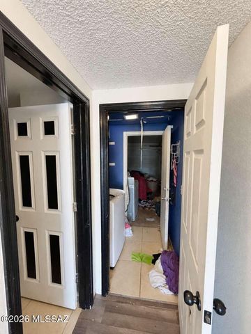 3131 W Los Reales Road, Tucson, AZ 85746