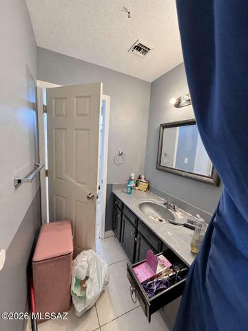 3131 W Los Reales Road, Tucson, AZ 85746
