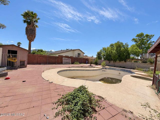 3131 W Los Reales Road, Tucson, AZ 85746