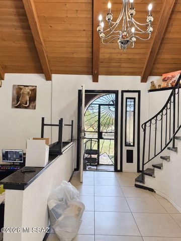 3131 W Los Reales Road, Tucson, AZ 85746