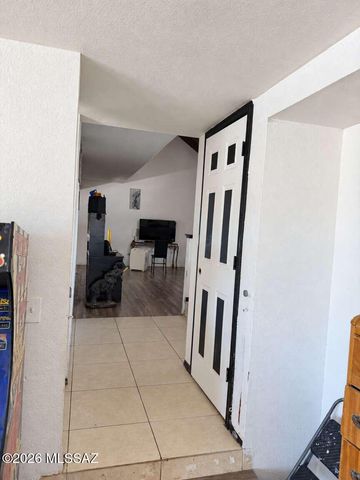 3131 W Los Reales Road, Tucson, AZ 85746
