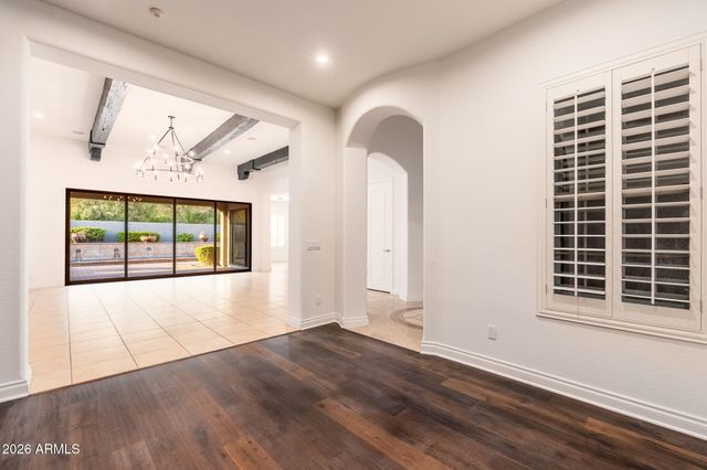9400 E DESERT VILLAGE Drive, Scottsdale, AZ 85255