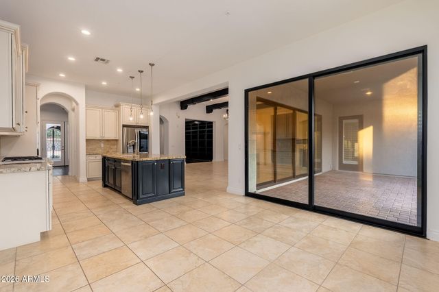 9400 E DESERT VILLAGE Drive, Scottsdale, AZ 85255