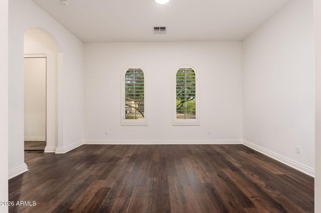 9400 E DESERT VILLAGE Drive, Scottsdale, AZ 85255