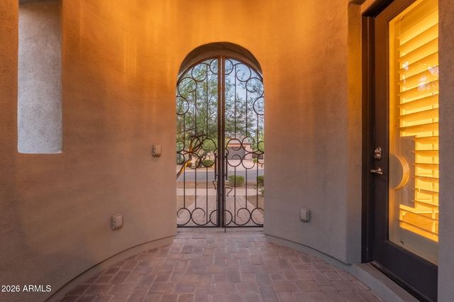 9400 E DESERT VILLAGE Drive, Scottsdale, AZ 85255