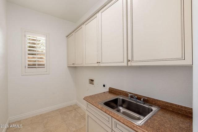 9400 E DESERT VILLAGE Drive, Scottsdale, AZ 85255