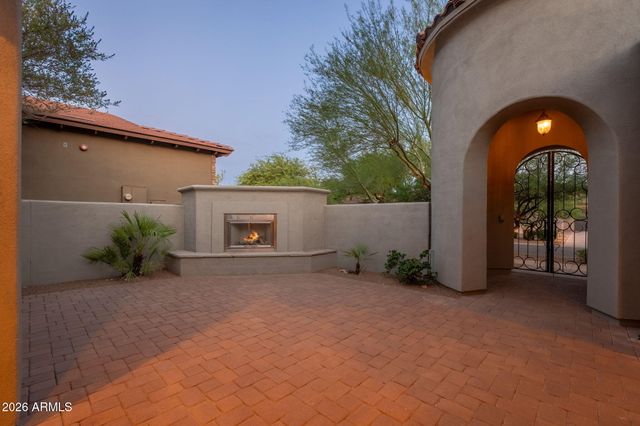 9400 E DESERT VILLAGE Drive, Scottsdale, AZ 85255