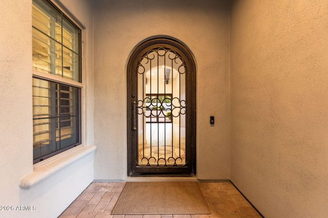 9400 E DESERT VILLAGE Drive, Scottsdale, AZ 85255