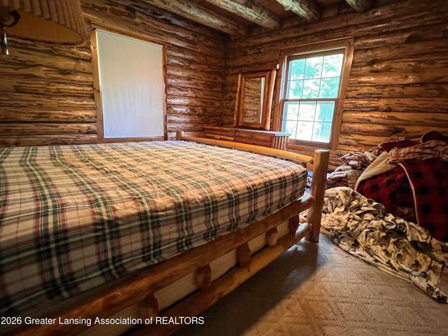 8515 E Price Road, Laingsburg, MI 48848