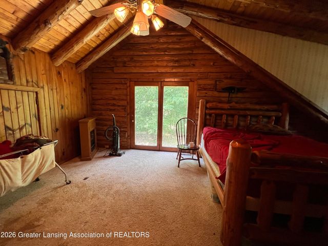 8515 E Price Road, Laingsburg, MI 48848