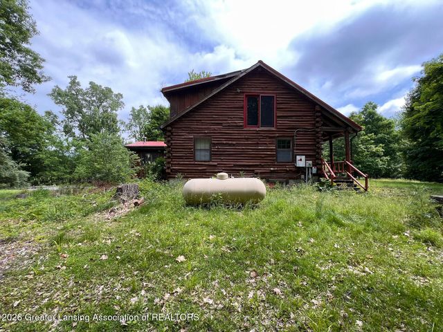 8515 E Price Road, Laingsburg, MI 48848