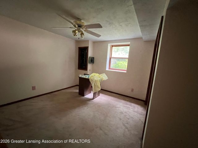 8515 E Price Road, Laingsburg, MI 48848