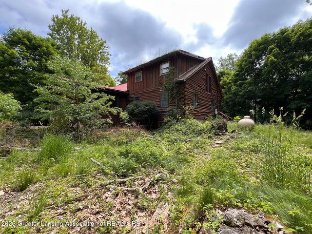 8515 E Price Road, Laingsburg, MI 48848