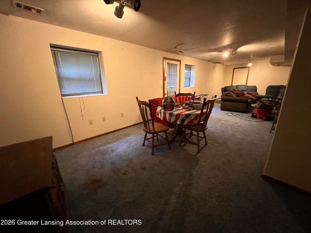 8515 E Price Road, Laingsburg, MI 48848