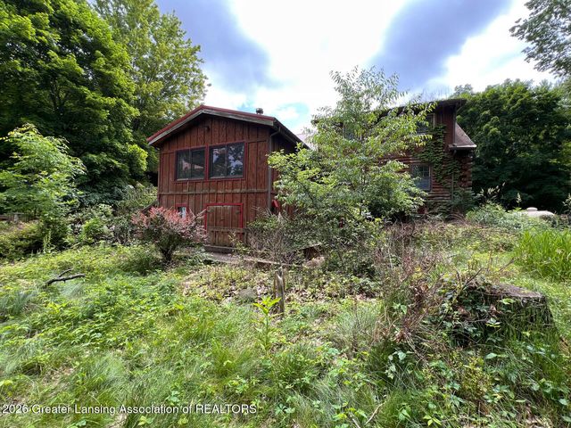 8515 E Price Road, Laingsburg, MI 48848