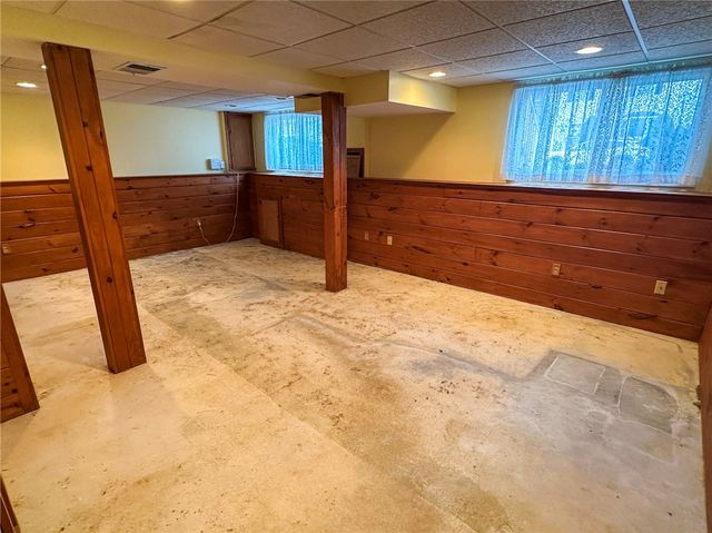 71 Branch Avenue, Cumberland, RI 02864