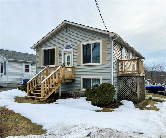 71 Branch Avenue, Cumberland, RI 02864