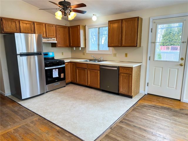 71 Branch Avenue, Cumberland, RI 02864