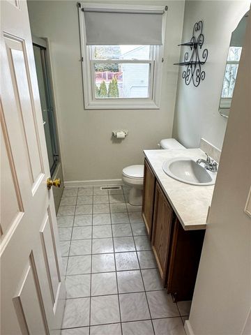 71 Branch Avenue, Cumberland, RI 02864