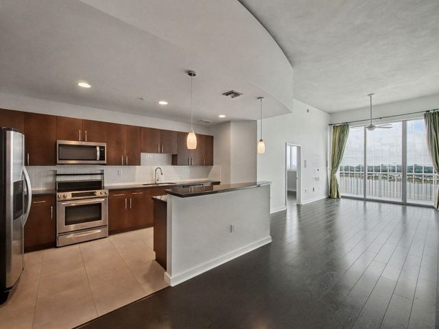 300 S Australian Avenue 1606, West Palm Beach, FL 33401