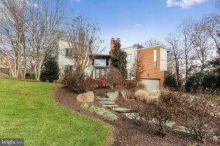 9801 CLYDESDALE, Potomac, MD 20854