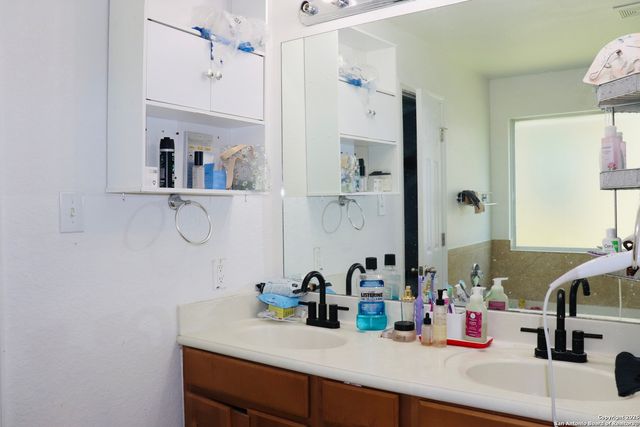 7530 Elegante Way, San Antonio, TX 78266