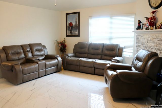 7530 Elegante Way, San Antonio, TX 78266