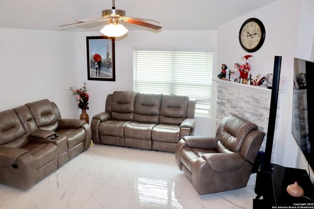 7530 Elegante Way, San Antonio, TX 78266