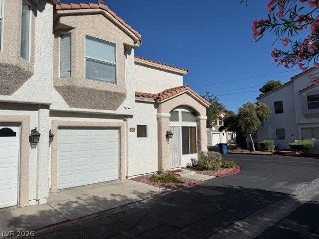 6856 Coral Rock Drive, Las Vegas, NV 89108