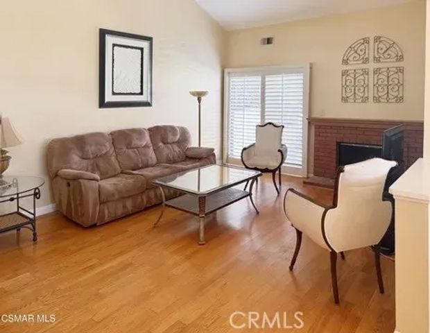 240 Country Club, Simi Valley, CA 93065