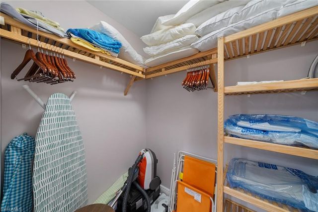 1015 Sandpiper ST # D105, Naples, FL 34102