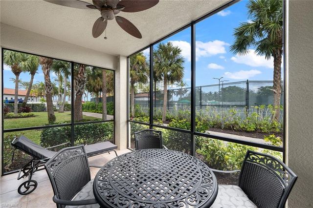 1015 Sandpiper ST # D105, Naples, FL 34102