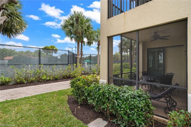 1015 Sandpiper ST # D105, Naples, FL 34102