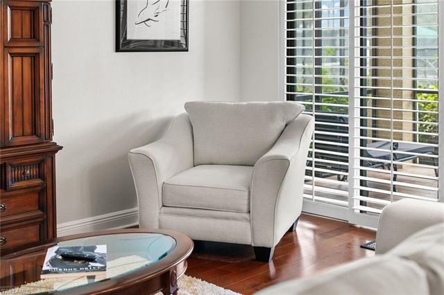 1015 Sandpiper ST # D105, Naples, FL 34102