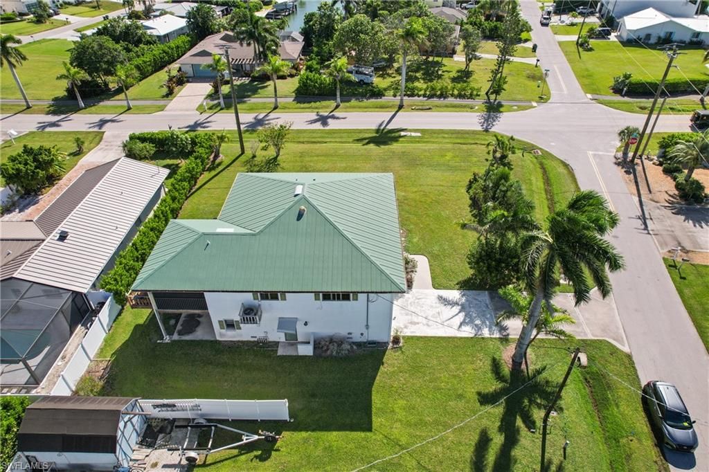 103 Tahiti CIR, NAPLES, FL 34113 — photo 4