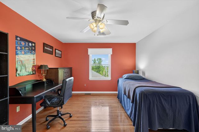 547 CARRIAGE HOUSE LN, Harleysville, PA 19438