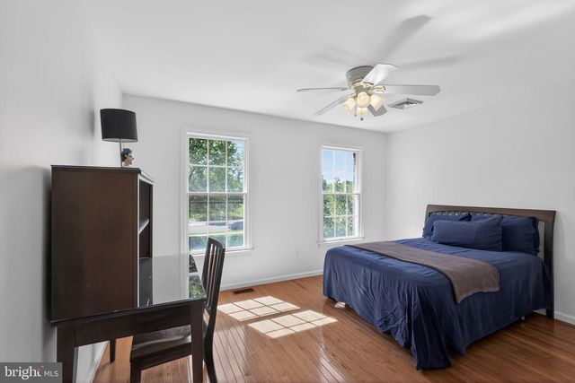 547 CARRIAGE HOUSE LN, Harleysville, PA 19438